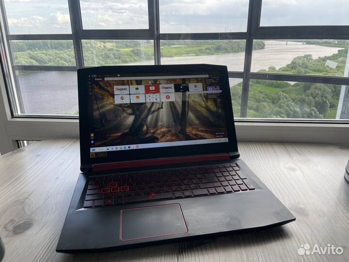 Игровой ноутбук Acer nitro 5 i5-8300H GTX1050