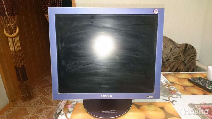 Монитор Samsung