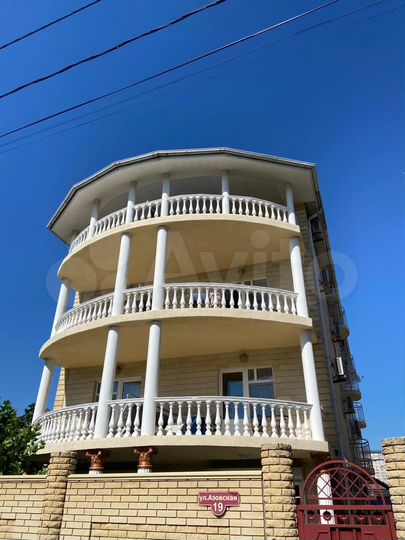 Комната 37 м² в 2-к., 3/4 эт.