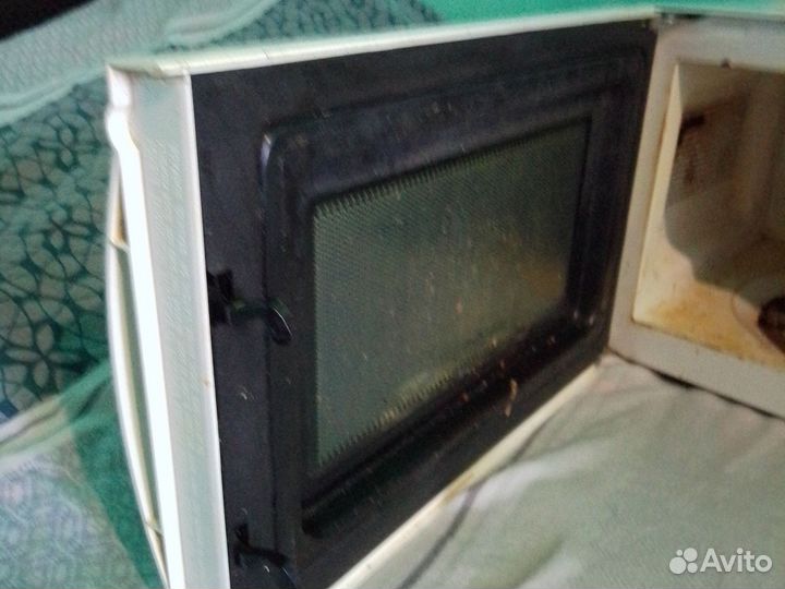 Микроволновая печь