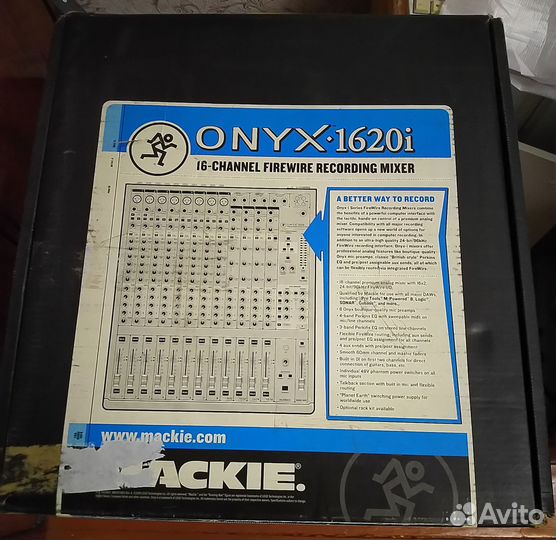 Микшерный пульт Mackie Onyx 1620i Firewire