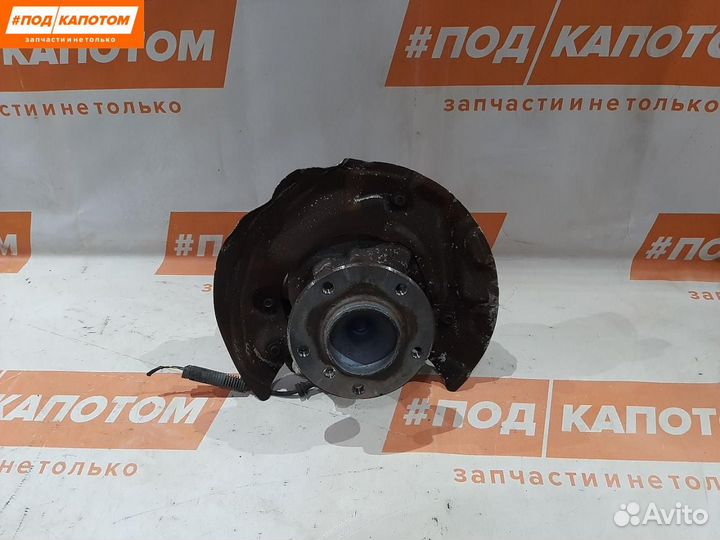 Кулак передний правый BMW 3 E90 2008 31216764444