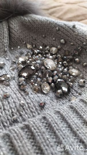 Зимняя шапка и варежки