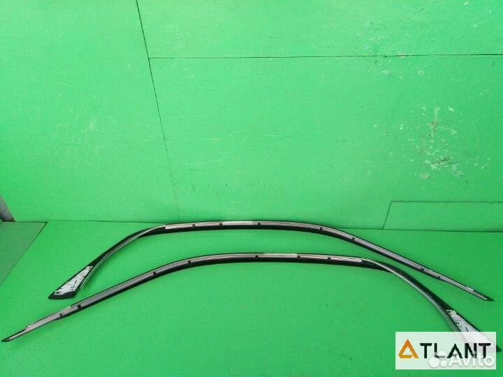 Ветровик subaru impreza