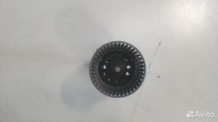 Двигатель отопителя Opel Vivaro, 2018