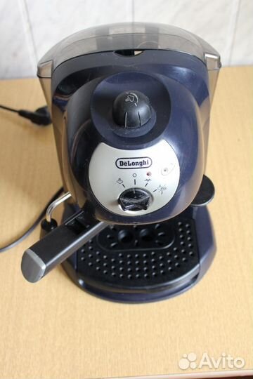 Кофемашина delonghi EC190
