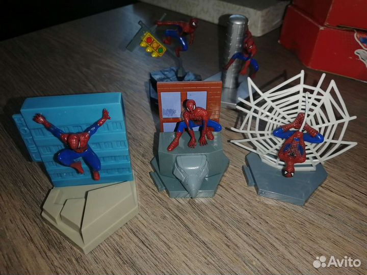 Человек-паук фигурки