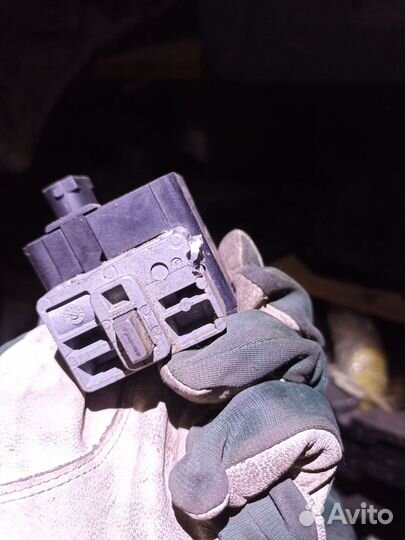 Замок рулевой колонки Рено