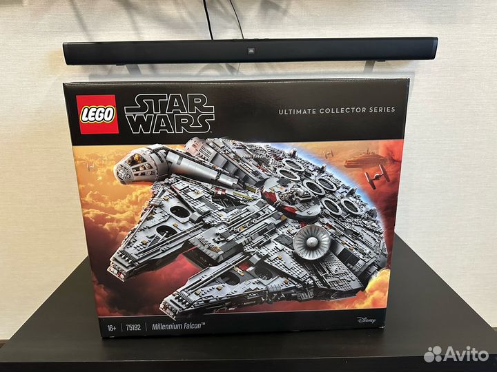 Lego millenium falcon 75192