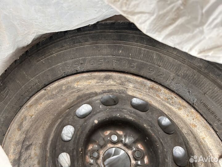 Комплект шин и дисков 185/65/R15