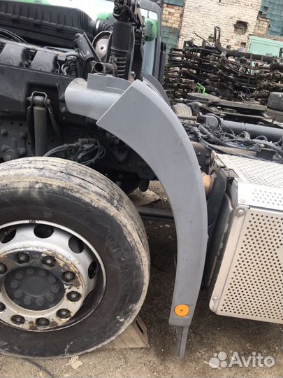 Крылья передние Mercedes actros