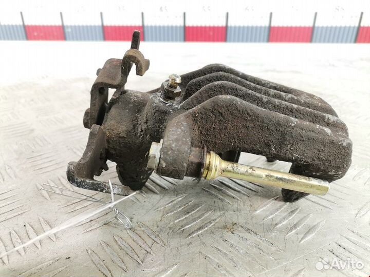 Суппорт задний левый для Volkswagen Passat 5