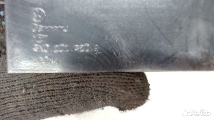 Реле бензонасоса Volkswagen Tiguan, 2011