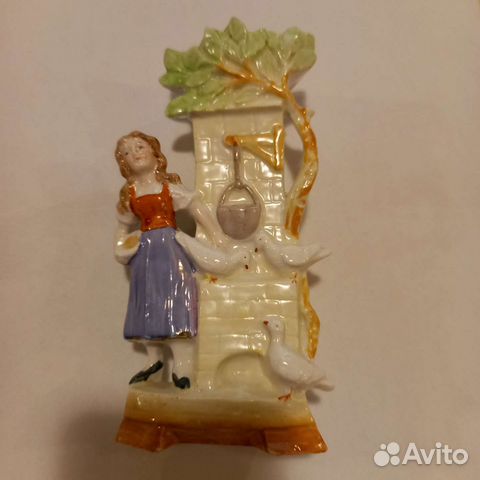Статуэтка карандашница, фарфор