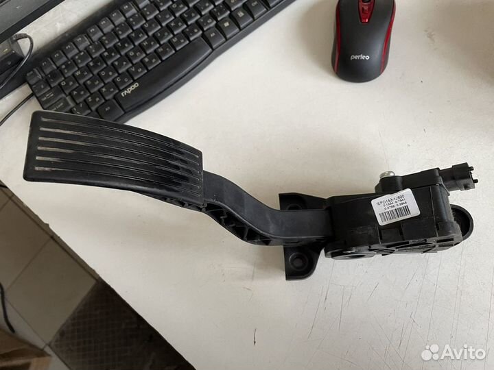 Педаль газа Hyundai Solaris 2010-2017