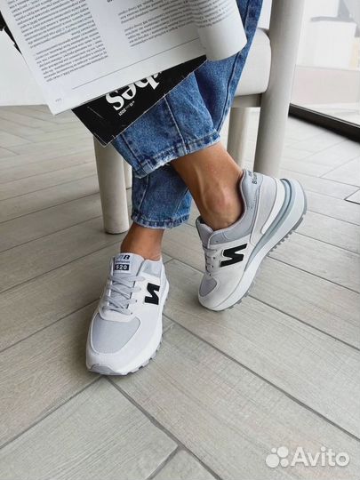 Кроссовки женские nb