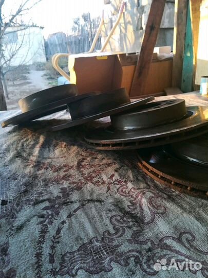 Диски тормозные