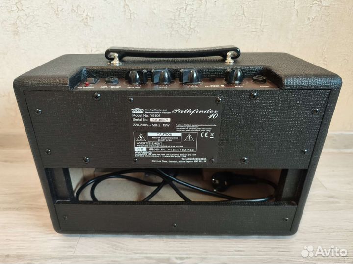 Комбоусилитель VOX pathfinder 10