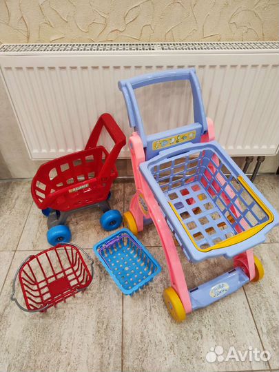 Тележки и корзины для игрушек