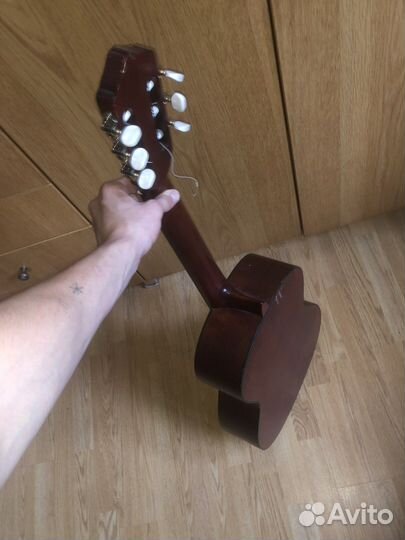 Классическая гитара cremona