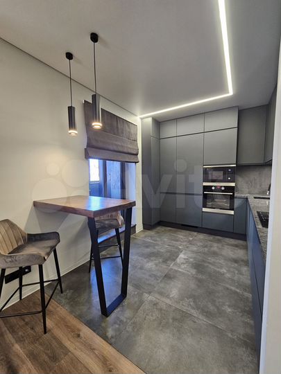 2-к. квартира, 71 м², 4/9 эт.