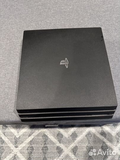 Sony PS4 Pro 1tb (последняя ревизия)