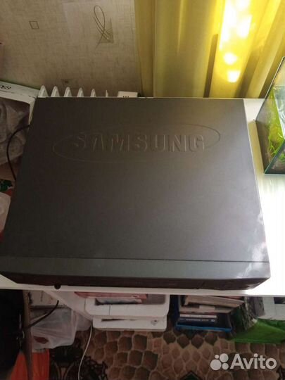 Видеомагнитофон samsung