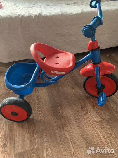 Трехколесный велосипед