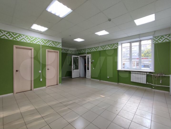 На первом этаже 39 м²