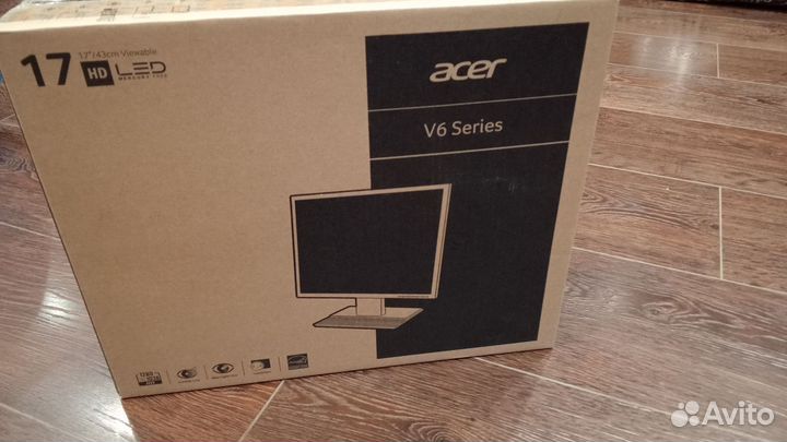 Монитор Acer 17 диагональ