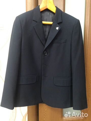 Продам школьный пиджак на мальчика