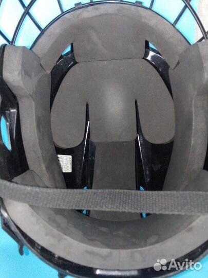 Шлем хоккейный