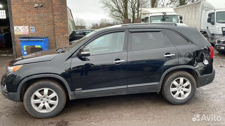 В разборе Kia Sorento 2 XM МКПП 4WD 2.2 D4HB