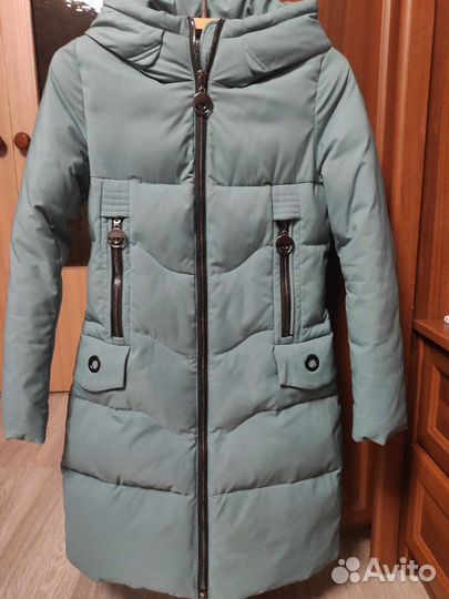 Пальто женское 42 зимнее