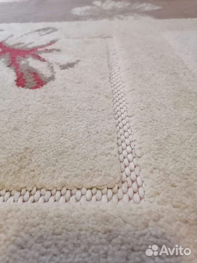 Ковер шерстяной