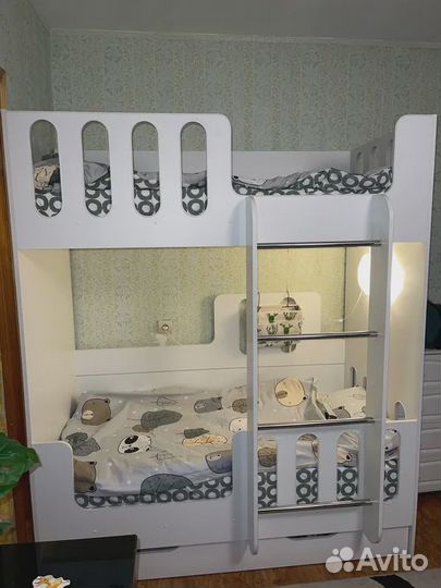 Кроватка двухярусная детская новая в наличии