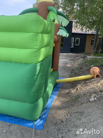 Детский надувной батут с горкой