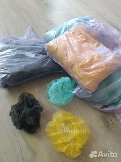 Шапочка шарлотка черные и жёлтые