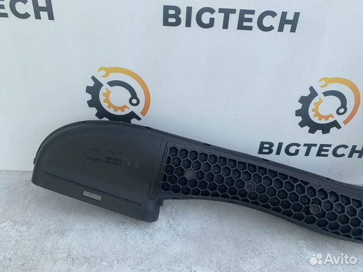 Патрубок воздушного фильтра Mercedes A2740901000