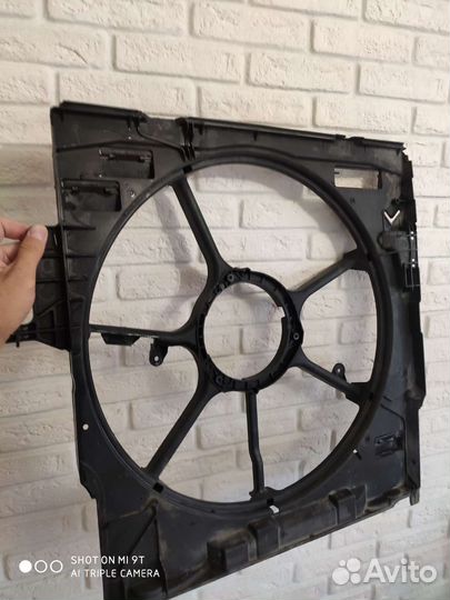 Вентилятор охлаждения BMW X6 E71 (каркас)