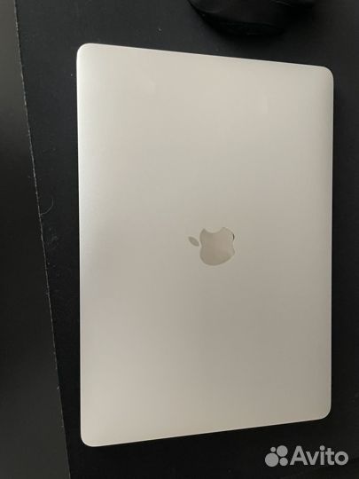 Apple macbook pro 2017