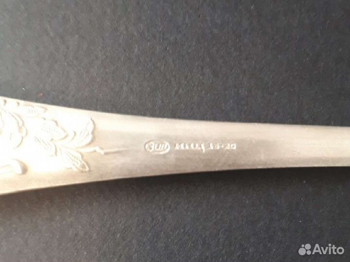 Мельхиоровые столовые ложки зiш