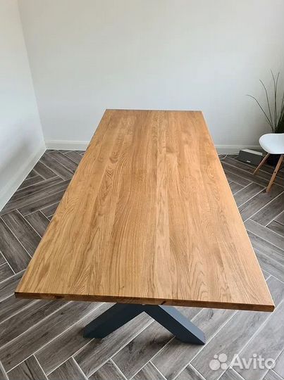 Стол из массива