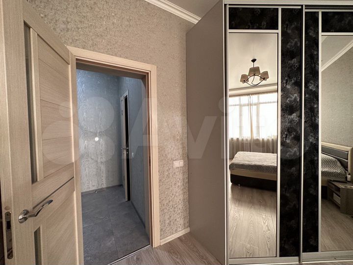 2-к. квартира, 70 м², 4/8 эт.