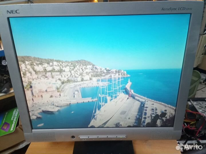 NEC LCD52vm,исправный