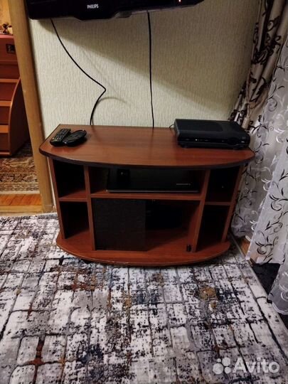 Тумба под телевизор