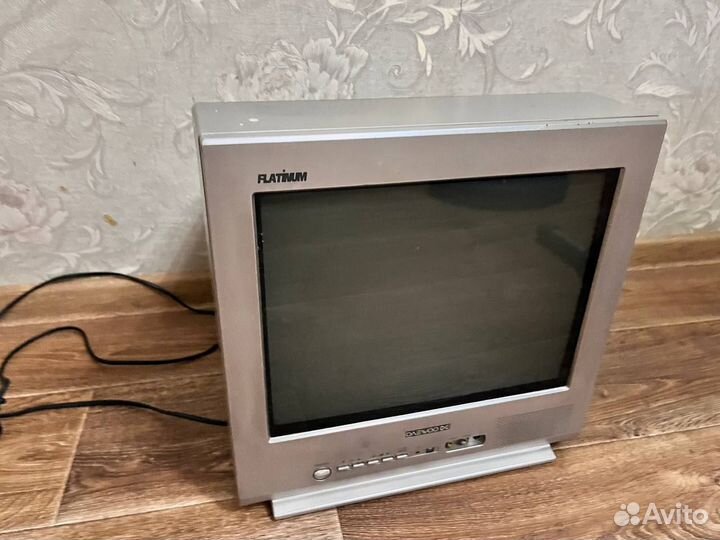 Телевизоры бу Daewoo KR15U7FL