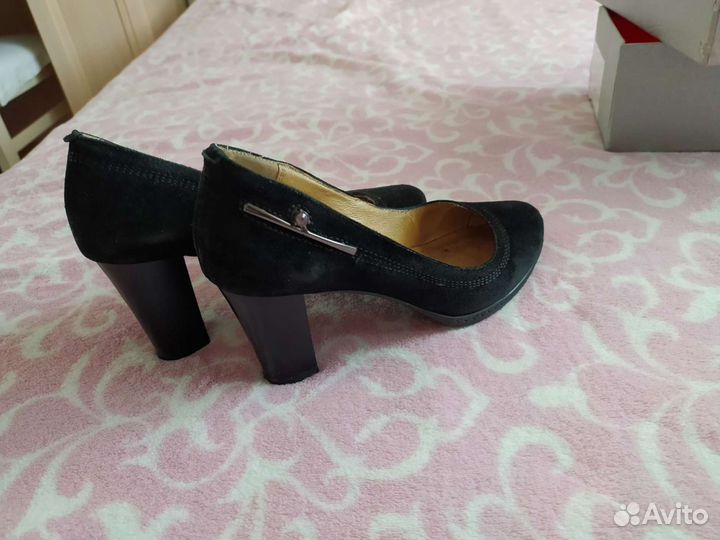 Туфли женские 38 размер натуральная замша