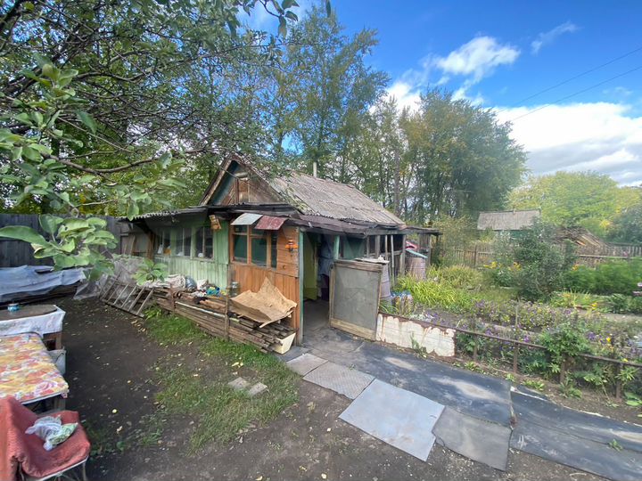 Дача 30 м² на участке 6,5 сот.