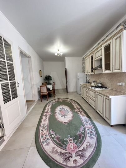 2-к. квартира, 70 м², 1/1 эт.